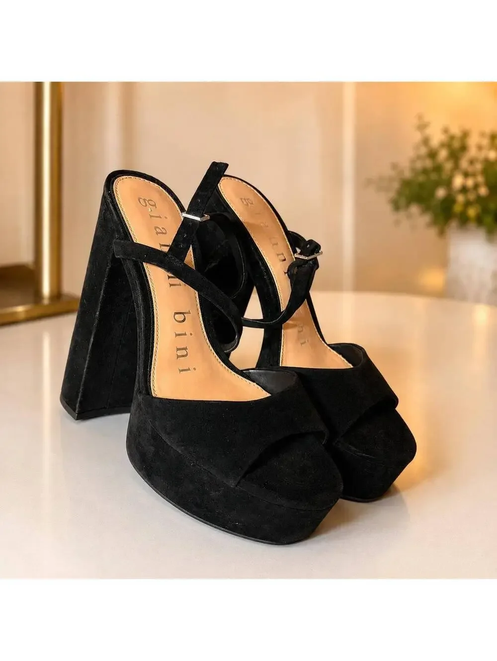 NWT Gianni Bini Black Suede Platform High Heel Sandals with Ankle Strap Size 10M